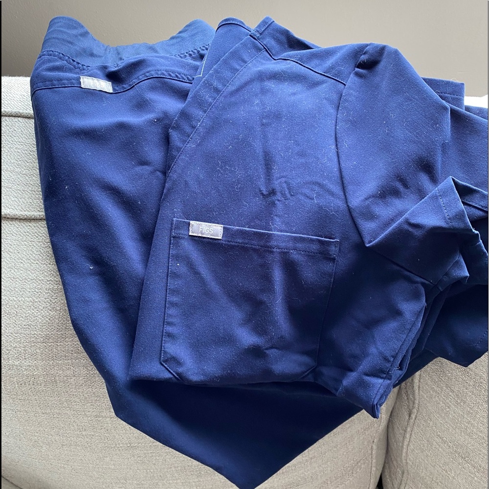 Figs scrubs